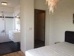 Leenderweg, 5614 HL Eindhoven - slaapkamer en badkamer